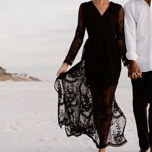 Women’s lace maxi dress